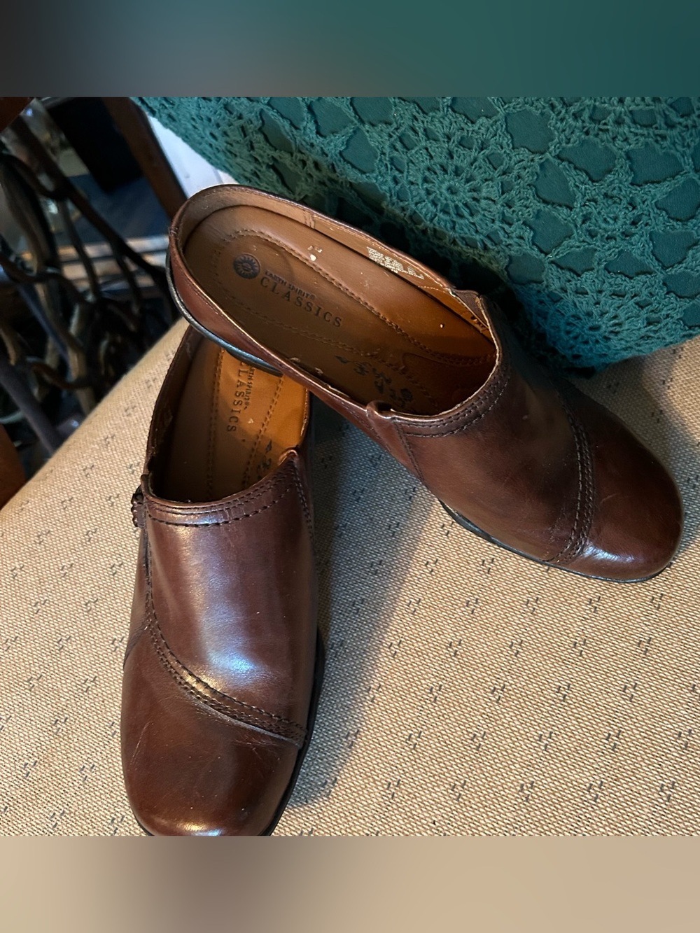 Earth Spirit Leather Pumps Size 8
